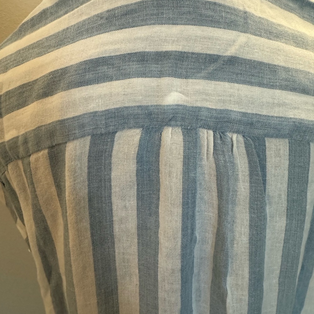 BNWT Kut from the Kloth Noel Blue/White Stripe Short Sleeve Shirt, Size Small - Picture 4 of 7